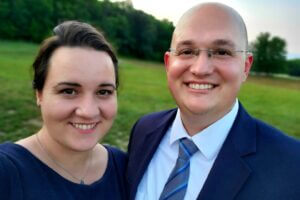 Long Distance Was "Totally Worth It" For The Right Person